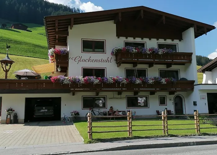 Glockenstuhl, Haus